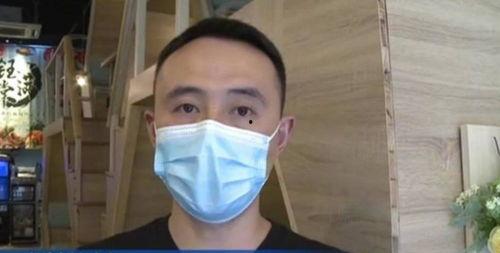 成人围兜吃饭女生视频