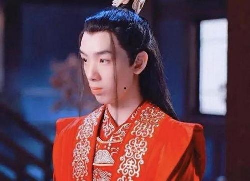 男成人古装辫子视频,探寻男成人古装辫子之美