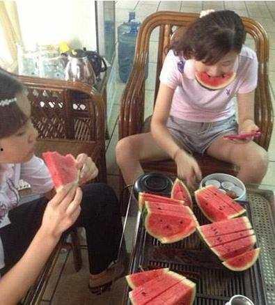 搞笑成人服饰视频大全图片,笑点满满，不容错过