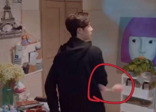 搞笑成人服饰视频大全图片,笑点满满，不容错过